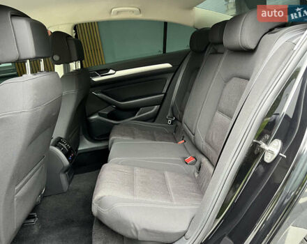 Черный Фольксваген Пассат, объемом двигателя 2 л и пробегом 243 тыс. км за 16999 $, фото 57 на Automoto.ua