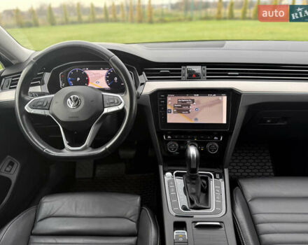 Черный Фольксваген Пассат, объемом двигателя 2 л и пробегом 191 тыс. км за 25700 $, фото 120 на Automoto.ua