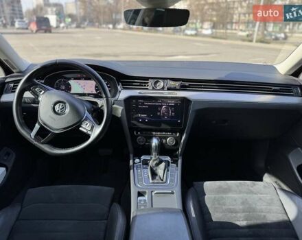 Черный Фольксваген Пассат, объемом двигателя 1.97 л и пробегом 183 тыс. км за 26500 $, фото 1 на Automoto.ua