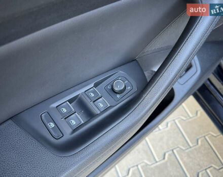 Черный Фольксваген Пассат, объемом двигателя 1.97 л и пробегом 234 тыс. км за 21499 $, фото 18 на Automoto.ua