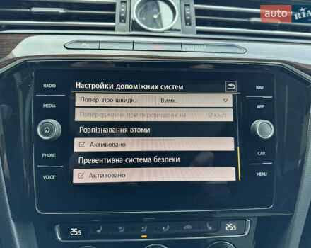 Черный Фольксваген Пассат, объемом двигателя 2 л и пробегом 81 тыс. км за 26500 $, фото 31 на Automoto.ua