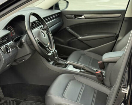 Черный Фольксваген Пассат, объемом двигателя 2 л и пробегом 29 тыс. км за 14699 $, фото 30 на Automoto.ua