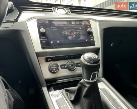 Черный Фольксваген Пассат, объемом двигателя 2 л и пробегом 243 тыс. км за 16999 $, фото 50 на Automoto.ua