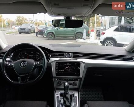 Черный Фольксваген Пассат, объемом двигателя 1.8 л и пробегом 73 тыс. км за 22500 $, фото 12 на Automoto.ua