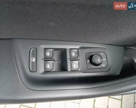 Черный Фольксваген Пассат, объемом двигателя 1.8 л и пробегом 73 тыс. км за 22500 $, фото 9 на Automoto.ua