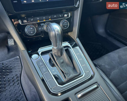 Черный Фольксваген Пассат, объемом двигателя 1.97 л и пробегом 234 тыс. км за 21499 $, фото 27 на Automoto.ua