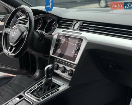 Черный Фольксваген Пассат, объемом двигателя 1.97 л и пробегом 237 тыс. км за 21999 $, фото 25 на Automoto.ua