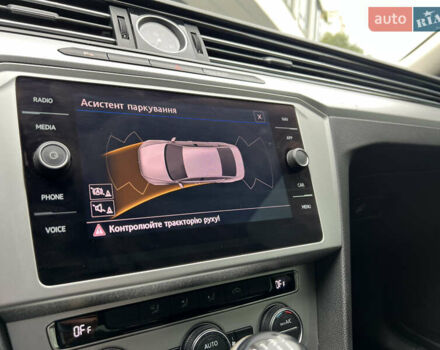 Черный Фольксваген Пассат, объемом двигателя 2 л и пробегом 243 тыс. км за 16999 $, фото 60 на Automoto.ua