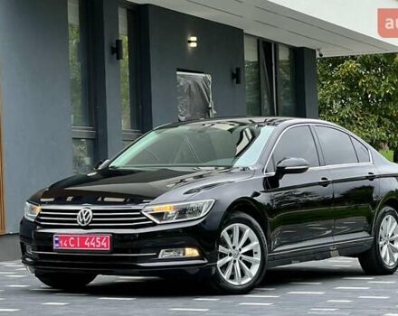 Черный Фольксваген Пассат, объемом двигателя 2 л и пробегом 243 тыс. км за 16999 $, фото 2 на Automoto.ua