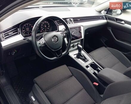 Черный Фольксваген Пассат, объемом двигателя 1.8 л и пробегом 73 тыс. км за 22500 $, фото 7 на Automoto.ua