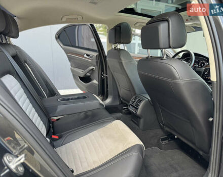 Черный Фольксваген Пассат, объемом двигателя 2 л и пробегом 81 тыс. км за 26500 $, фото 48 на Automoto.ua