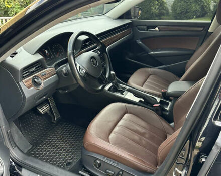 Черный Фольксваген Пассат, объемом двигателя 2 л и пробегом 104 тыс. км за 23500 $, фото 16 на Automoto.ua