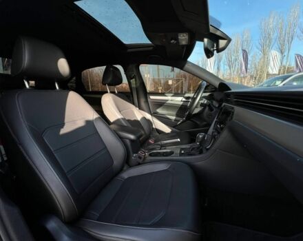 Чорний Фольксваген Пассат, об'ємом двигуна 2 л та пробігом 90 тис. км за 17800 $, фото 18 на Automoto.ua