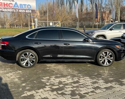 Чорний Фольксваген Пассат, об'ємом двигуна 2 л та пробігом 90 тис. км за 17800 $, фото 7 на Automoto.ua