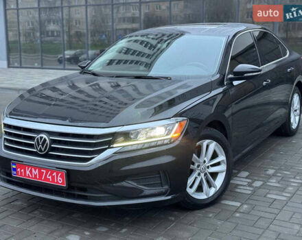 Чорний Фольксваген Пассат, об'ємом двигуна 2 л та пробігом 272 тис. км за 13999 $, фото 1 на Automoto.ua