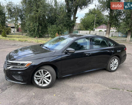 Черный Фольксваген Пассат, объемом двигателя 1.98 л и пробегом 111 тыс. км за 16999 $, фото 2 на Automoto.ua