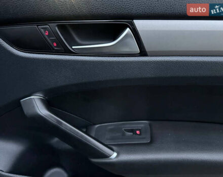 Чорний Фольксваген Пассат, об'ємом двигуна 2 л та пробігом 272 тис. км за 13999 $, фото 22 на Automoto.ua