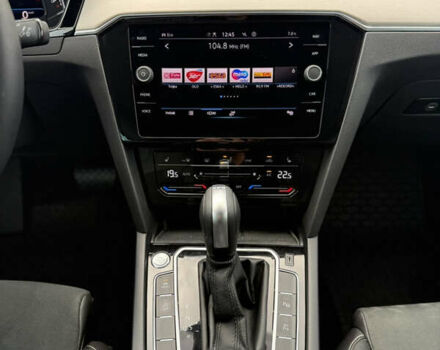 Черный Фольксваген Пассат, объемом двигателя 2 л и пробегом 98 тыс. км за 37700 $, фото 105 на Automoto.ua