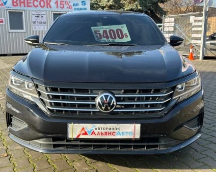 Чорний Фольксваген Пассат, об'ємом двигуна 2 л та пробігом 90 тис. км за 17800 $, фото 1 на Automoto.ua