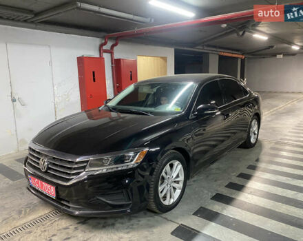 Чорний Фольксваген Пассат, об'ємом двигуна 2 л та пробігом 189 тис. км за 18700 $, фото 2 на Automoto.ua