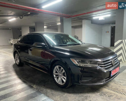 Чорний Фольксваген Пассат, об'ємом двигуна 2 л та пробігом 189 тис. км за 18700 $, фото 1 на Automoto.ua