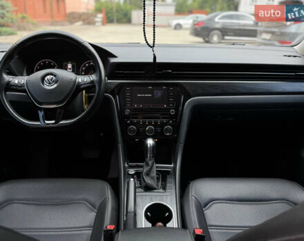 Черный Фольксваген Пассат, объемом двигателя 1.98 л и пробегом 105 тыс. км за 19500 $, фото 8 на Automoto.ua