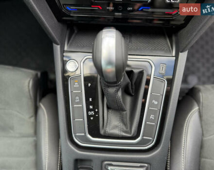 Черный Фольксваген Пассат, объемом двигателя 2 л и пробегом 98 тыс. км за 37700 $, фото 81 на Automoto.ua