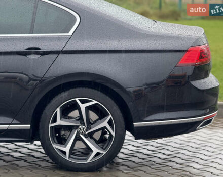 Черный Фольксваген Пассат, объемом двигателя 2 л и пробегом 99 тыс. км за 36500 $, фото 56 на Automoto.ua