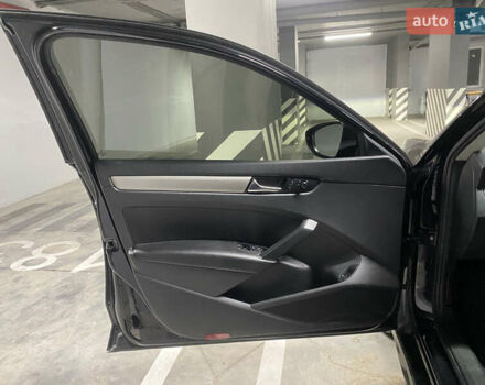 Чорний Фольксваген Пассат, об'ємом двигуна 2 л та пробігом 189 тис. км за 18700 $, фото 14 на Automoto.ua