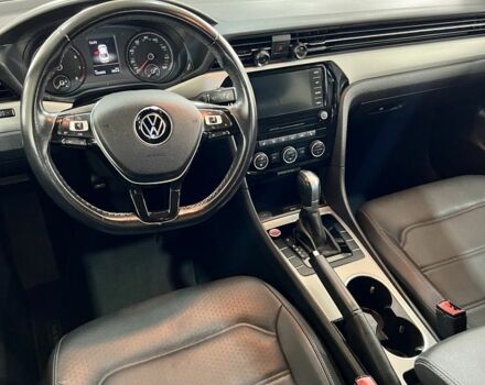 Чорний Фольксваген Пассат, об'ємом двигуна 2 л та пробігом 142 тис. км за 16800 $, фото 14 на Automoto.ua