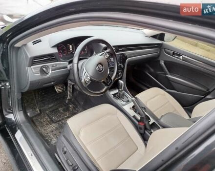 Черный Фольксваген Пассат, объемом двигателя 1.98 л и пробегом 90 тыс. км за 17400 $, фото 19 на Automoto.ua