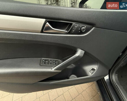 Чорний Фольксваген Пассат, об'ємом двигуна 2 л та пробігом 153 тис. км за 15899 $, фото 43 на Automoto.ua