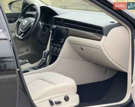 Чорний Фольксваген Пассат, об'ємом двигуна 1.98 л та пробігом 120 тис. км за 20500 $, фото 29 на Automoto.ua