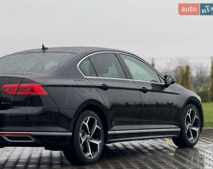 Черный Фольксваген Пассат, объемом двигателя 2 л и пробегом 99 тыс. км за 36500 $, фото 71 на Automoto.ua