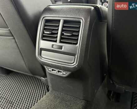 Чорний Фольксваген Пассат, об'ємом двигуна 2 л та пробігом 153 тис. км за 15899 $, фото 38 на Automoto.ua