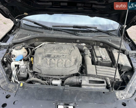 Черный Фольксваген Пассат, объемом двигателя 1.98 л и пробегом 111 тыс. км за 16999 $, фото 6 на Automoto.ua