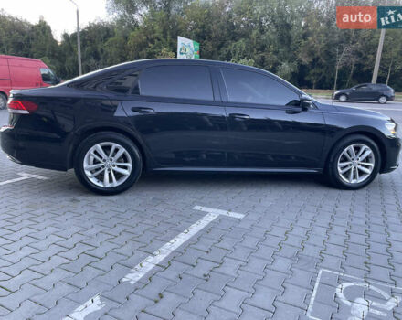 Черный Фольксваген Пассат, объемом двигателя 1.98 л и пробегом 176 тыс. км за 16000 $, фото 4 на Automoto.ua