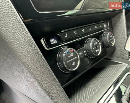 Чорний Фольксваген Пассат, об'ємом двигуна 1.97 л та пробігом 108 тис. км за 34999 $, фото 13 на Automoto.ua