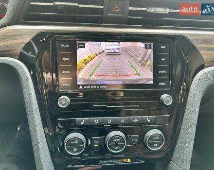 Черный Фольксваген Пассат, объемом двигателя 2 л и пробегом 104 тыс. км за 23500 $, фото 19 на Automoto.ua