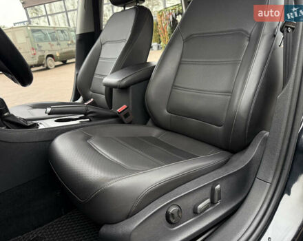 Чорний Фольксваген Пассат, об'ємом двигуна 2 л та пробігом 153 тис. км за 15899 $, фото 45 на Automoto.ua