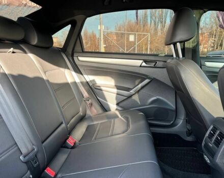 Чорний Фольксваген Пассат, об'ємом двигуна 2 л та пробігом 90 тис. км за 17800 $, фото 20 на Automoto.ua