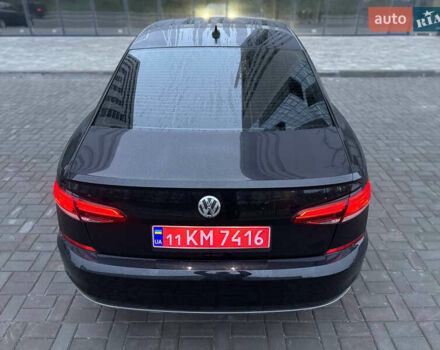 Чорний Фольксваген Пассат, об'ємом двигуна 2 л та пробігом 272 тис. км за 13999 $, фото 7 на Automoto.ua