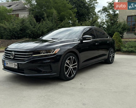 Черный Фольксваген Пассат, объемом двигателя 1.98 л и пробегом 105 тыс. км за 19500 $, фото 2 на Automoto.ua