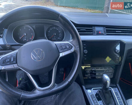 Черный Фольксваген Пассат, объемом двигателя 1.97 л и пробегом 189 тыс. км за 24300 $, фото 15 на Automoto.ua