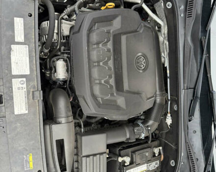 Чорний Фольксваген Пассат, об'ємом двигуна 2 л та пробігом 153 тис. км за 15899 $, фото 58 на Automoto.ua