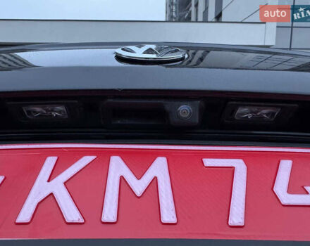 Чорний Фольксваген Пассат, об'ємом двигуна 2 л та пробігом 272 тис. км за 13999 $, фото 28 на Automoto.ua