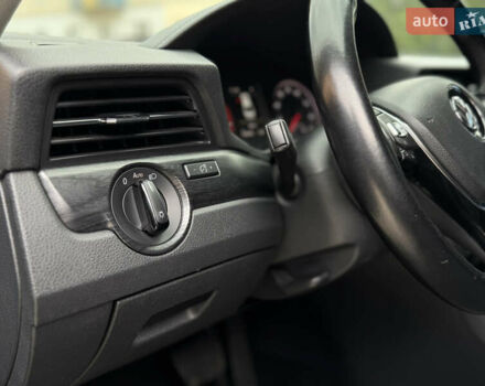 Черный Фольксваген Пассат, объемом двигателя 1.98 л и пробегом 105 тыс. км за 19500 $, фото 11 на Automoto.ua