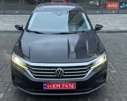 Чорний Фольксваген Пассат, об'ємом двигуна 2 л та пробігом 272 тис. км за 13999 $, фото 2 на Automoto.ua