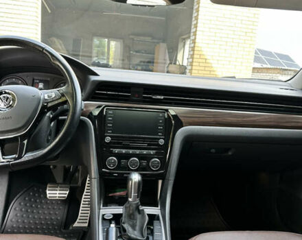 Черный Фольксваген Пассат, объемом двигателя 2 л и пробегом 104 тыс. км за 23500 $, фото 12 на Automoto.ua