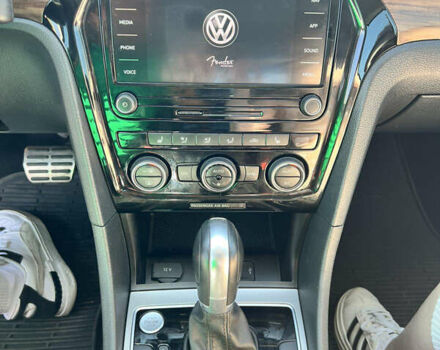 Черный Фольксваген Пассат, объемом двигателя 1.98 л и пробегом 91 тыс. км за 20000 $, фото 9 на Automoto.ua